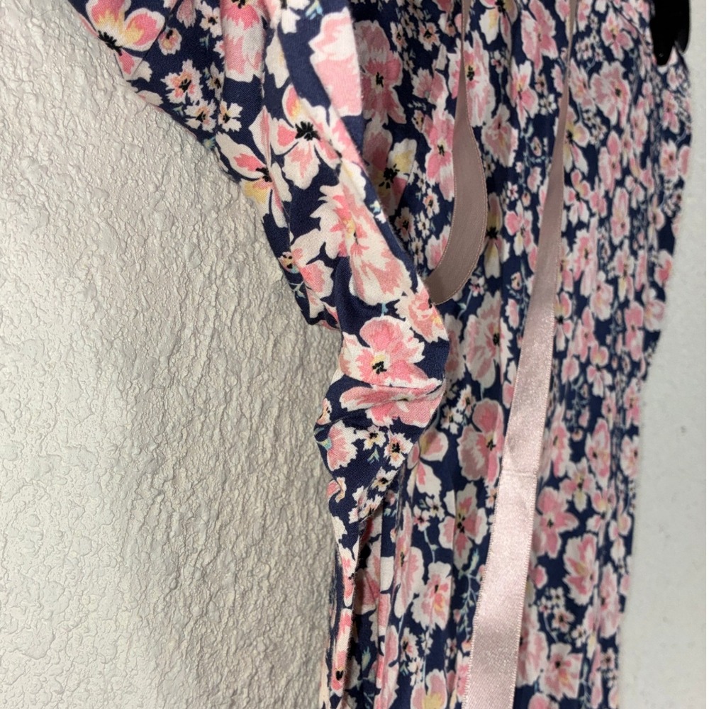 Floral Pink and Navy Women's Pajama Set - Picture 6 of 10